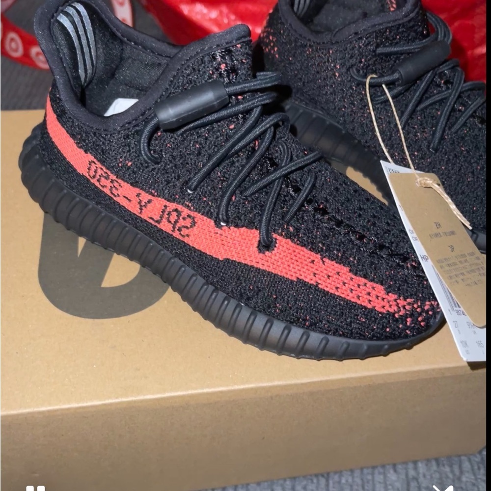 Yeezy Boost 350 V2 Core Black /Red Sneakers Size 10 Kids